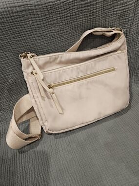 Women's Cream Crossbody Bag with Gold Zippers